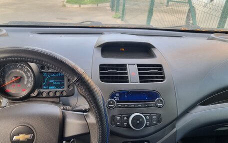 Chevrolet Spark III, 2013 год, 600 000 рублей, 9 фотография
