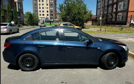 Chevrolet Cruze II, 2010 год, 550 000 рублей, 5 фотография