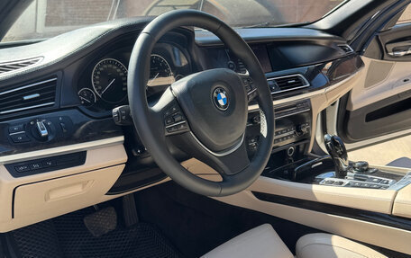 BMW 7 серия, 2011 год, 1 880 000 рублей, 14 фотография