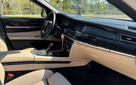 BMW 7 серия, 2011 год, 1 880 000 рублей, 11 фотография