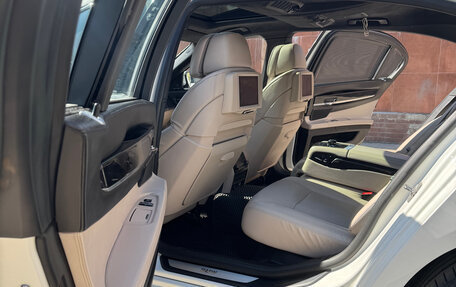 BMW 7 серия, 2011 год, 1 880 000 рублей, 29 фотография
