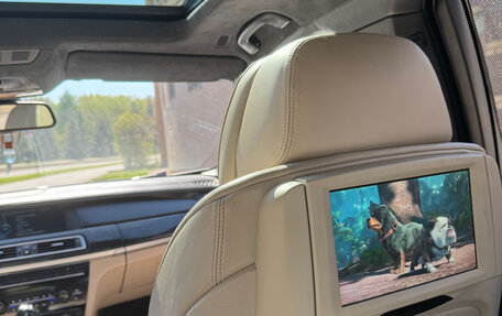 BMW 7 серия, 2011 год, 1 880 000 рублей, 34 фотография
