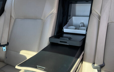 BMW 7 серия, 2011 год, 1 880 000 рублей, 21 фотография