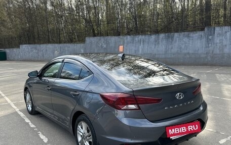Hyundai Elantra VI рестайлинг, 2019 год, 1 350 000 рублей, 7 фотография