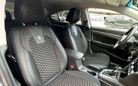 Hyundai Elantra VI рестайлинг, 2019 год, 1 350 000 рублей, 17 фотография