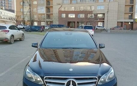 Mercedes-Benz E-Класс, 2013 год, 2 300 000 рублей, 1 фотография