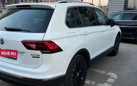 Volkswagen Tiguan II, 2018 год, 2 290 000 рублей, 4 фотография