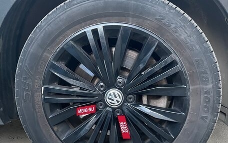 Volkswagen Tiguan II, 2018 год, 2 290 000 рублей, 7 фотография