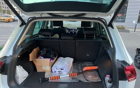 Volkswagen Tiguan II, 2018 год, 2 290 000 рублей, 11 фотография