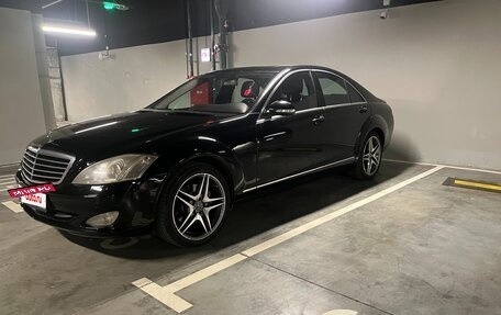 Mercedes-Benz S-Класс, 2006 год, 1 350 000 рублей, 34 фотография