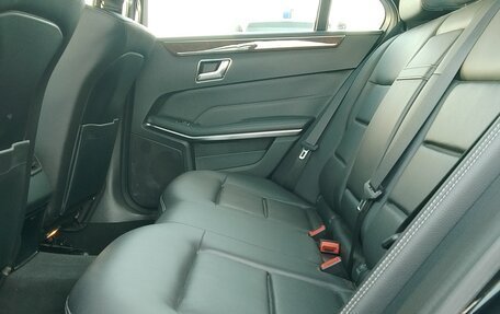 Mercedes-Benz E-Класс, 2013 год, 2 300 000 рублей, 23 фотография