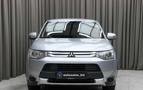 Mitsubishi Outlander III рестайлинг 3, 2014 год, 1 499 000 рублей, 2 фотография