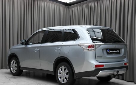 Mitsubishi Outlander III рестайлинг 3, 2014 год, 1 499 000 рублей, 4 фотография