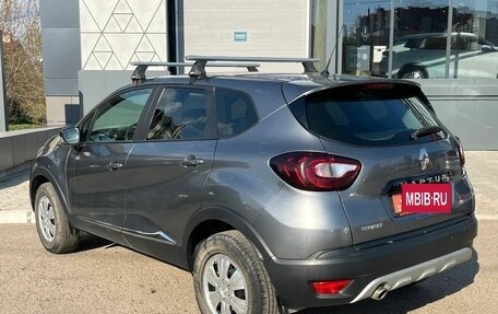Renault Kaptur I рестайлинг, 2019 год, 1 599 000 рублей, 3 фотография