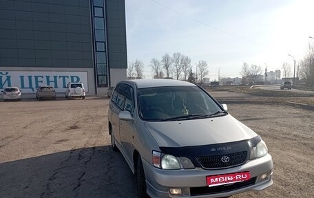 Toyota Gaia, 2002 год, 540 000 рублей, 1 фотография