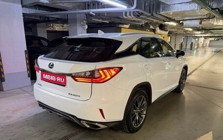 Lexus RX IV рестайлинг, 2017 год, 4 500 000 рублей, 4 фотография