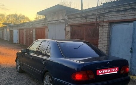 Mercedes-Benz E-Класс, 1997 год, 235 000 рублей, 5 фотография