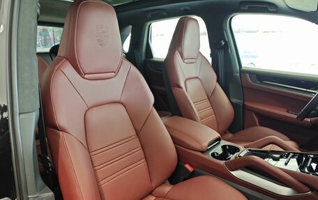 Porsche Cayenne III, 2025 год, 27 240 000 рублей, 14 фотография