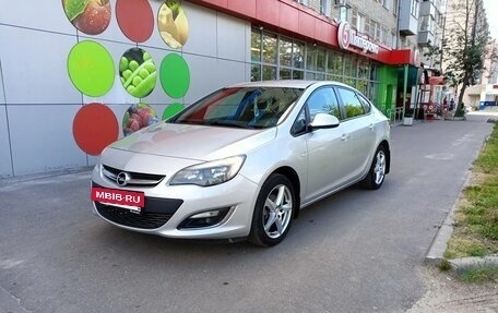Opel Astra J, 2013 год, 785 000 рублей, 2 фотография
