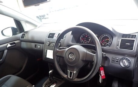 Volkswagen Touran III, 2013 год, 680 000 рублей, 8 фотография