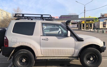 Mitsubishi Pajero III рестайлинг, 2004 год, 1 550 000 рублей, 8 фотография