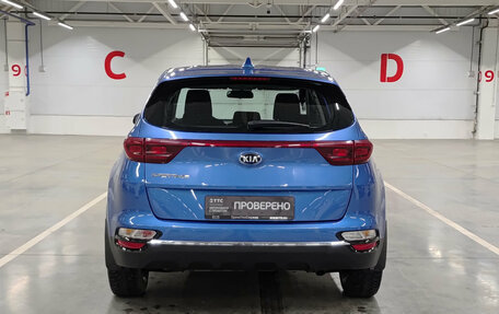 KIA Sportage IV рестайлинг, 2020 год, 1 880 000 рублей, 6 фотография