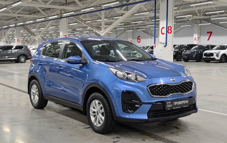 KIA Sportage IV рестайлинг, 2020 год, 1 880 000 рублей, 3 фотография
