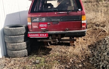 Nissan Terrano II рестайлинг, 1993 год, 480 000 рублей, 3 фотография