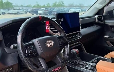 Toyota Tundra, 2022 год, 7 000 000 рублей, 9 фотография