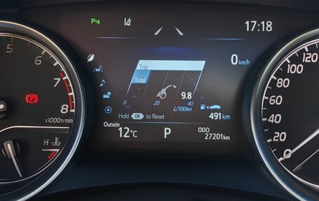 Toyota Camry, 2021 год, 3 400 000 рублей, 10 фотография