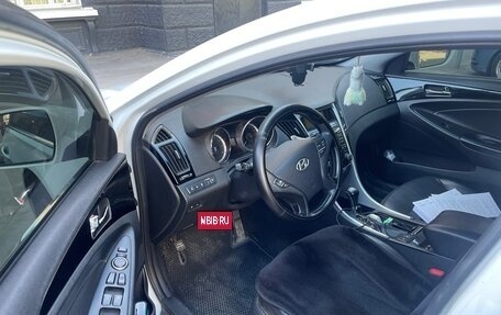 Hyundai Sonata VI, 2010 год, 1 000 000 рублей, 6 фотография