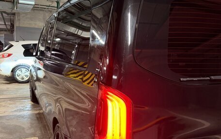 Mercedes-Benz V-Класс, 2019 год, 4 300 000 рублей, 5 фотография