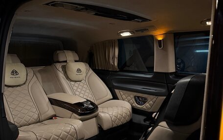 Mercedes-Benz V-Класс, 2019 год, 4 300 000 рублей, 7 фотография