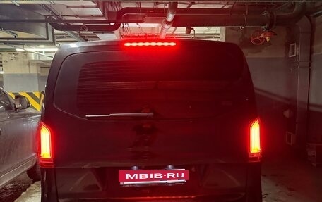 Mercedes-Benz V-Класс, 2019 год, 4 300 000 рублей, 2 фотография