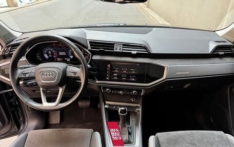 Audi Q3, 2021 год, 2 400 000 рублей, 8 фотография