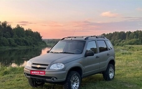 Chevrolet Niva I рестайлинг, 2012 год, 840 000 рублей, 1 фотография