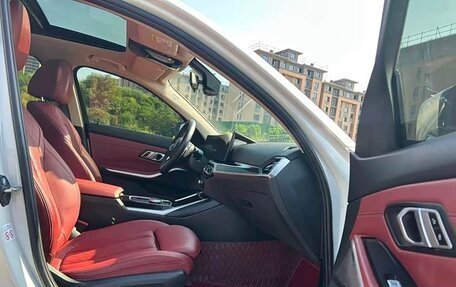 BMW 3 серия, 2023 год, 2 657 400 рублей, 10 фотография