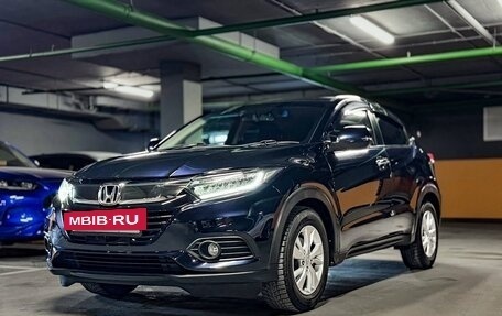 Honda Vezel, 2018 год, 1 650 000 рублей, 37 фотография