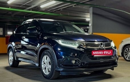 Honda Vezel, 2018 год, 1 650 000 рублей, 39 фотография