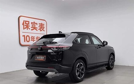 Honda Vezel, 2024 год, 1 720 000 рублей, 3 фотография