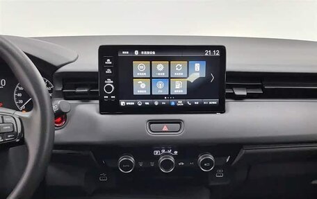 Honda Vezel, 2024 год, 1 720 000 рублей, 10 фотография