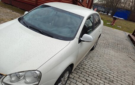 Volkswagen Jetta VI, 2007 год, 600 000 рублей, 2 фотография