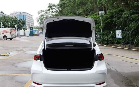 Toyota Corolla, 2022 год, 1 306 000 рублей, 12 фотография