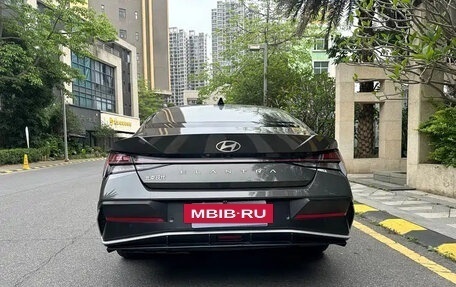 Hyundai Elantra, 2023 год, 1 345 069 рублей, 4 фотография