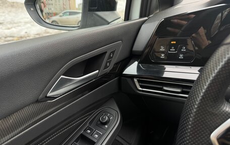 Volkswagen Golf VIII, 2022 год, 2 650 000 рублей, 11 фотография