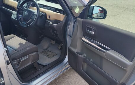 Honda Freed II, 2017 год, 1 480 000 рублей, 8 фотография