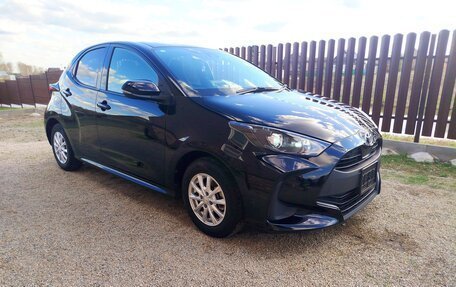 Toyota Yaris, 2021 год, 1 289 000 рублей, 5 фотография