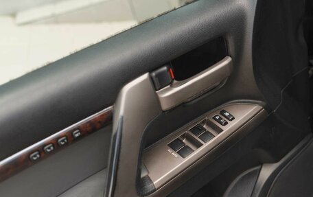 Toyota Land Cruiser 200, 2008 год, 2 120 000 рублей, 17 фотография