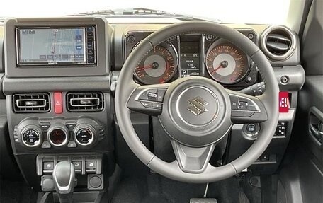 Suzuki Jimny, 2023 год, 1 630 000 рублей, 13 фотография