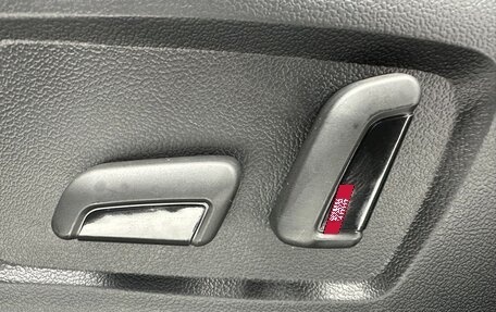 Mitsubishi Outlander III рестайлинг 3, 2021 год, 1 900 000 рублей, 16 фотография